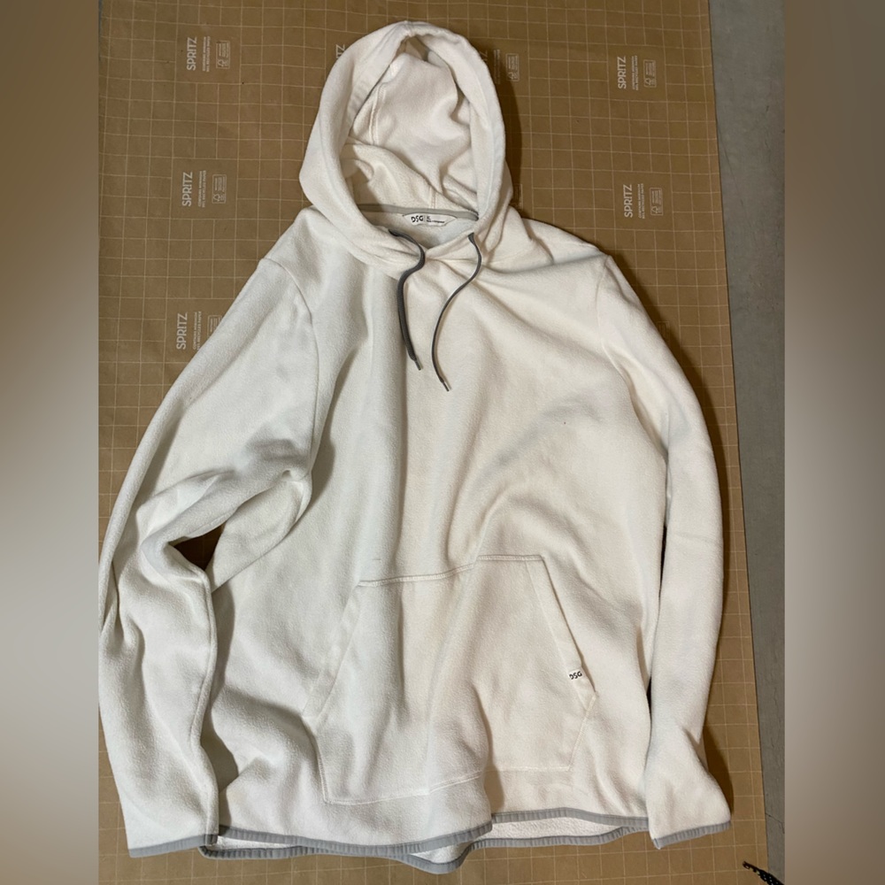 DSG White fleece jacket - men’s large